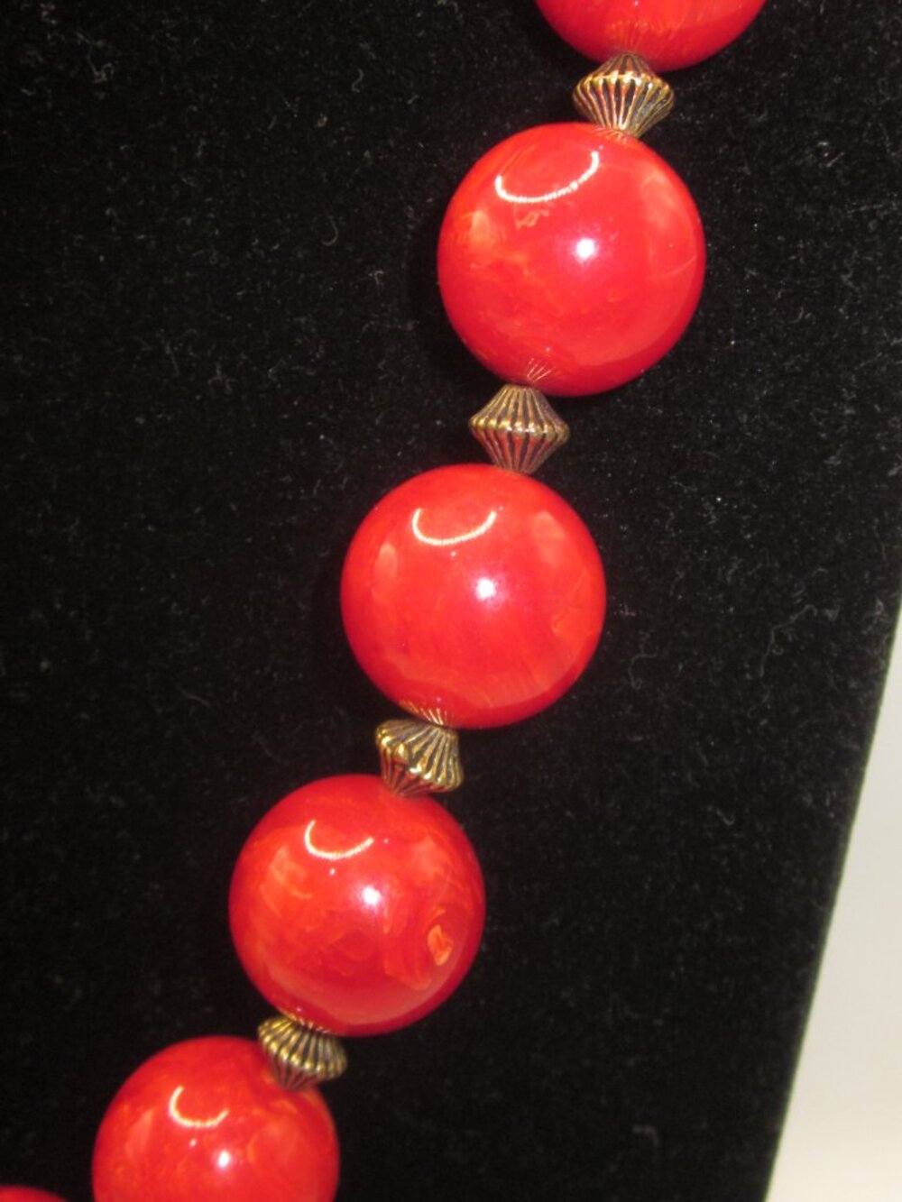 Red Glass Chunky Bead Necklace - Picture 2 of 5